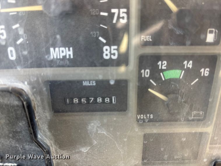 image for item FC1603 1994 International F-2574 ready mix truck