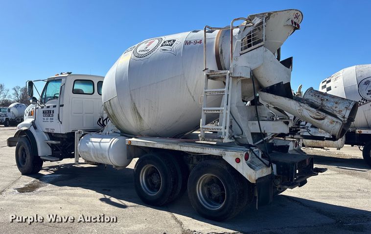 image for item FC1604 1998 Ford LT8513 ready mix truck