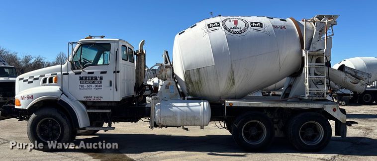 image for item FC1604 1998 Ford LT8513 ready mix truck