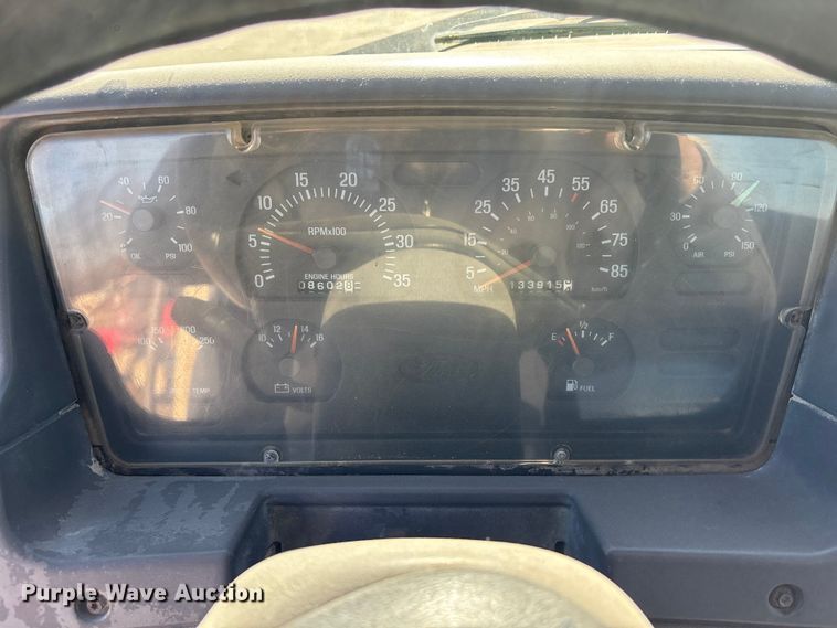 image for item FC1604 1998 Ford LT8513 ready mix truck