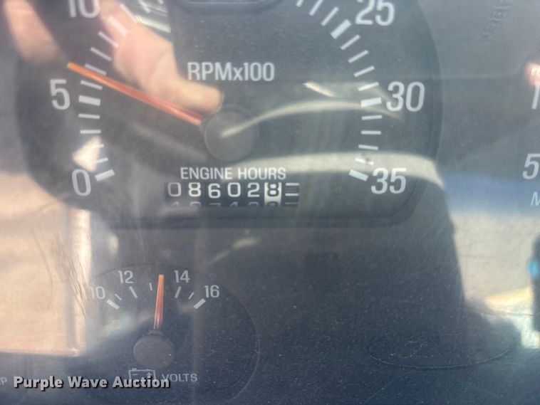 image for item FC1604 1998 Ford LT8513 ready mix truck