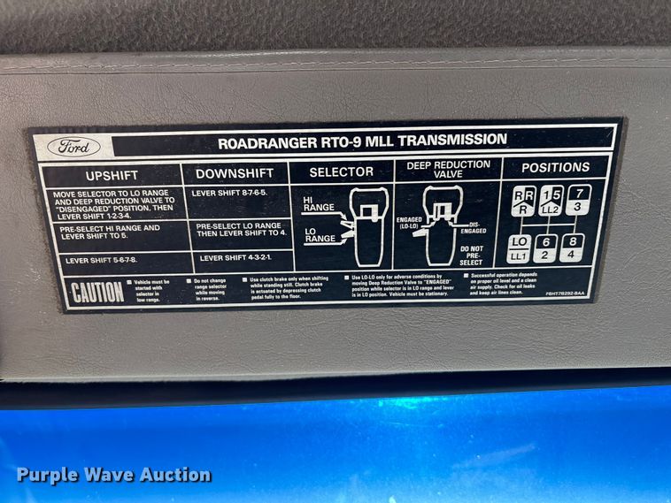 image for item FC1604 1998 Ford LT8513 ready mix truck