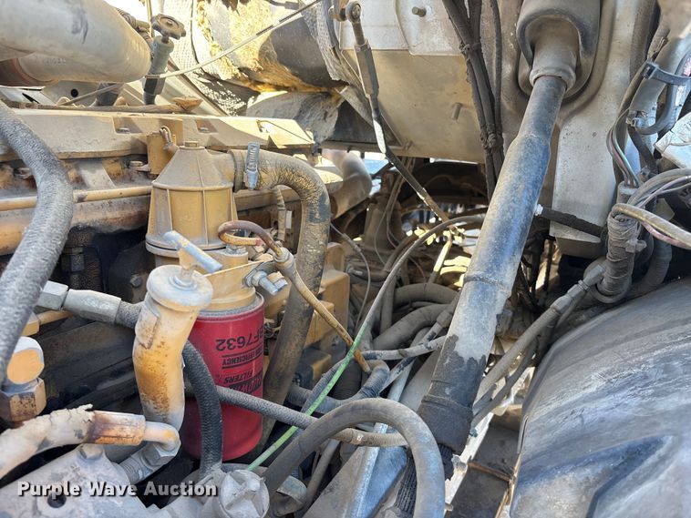 image for item FC1604 1998 Ford LT8513 ready mix truck