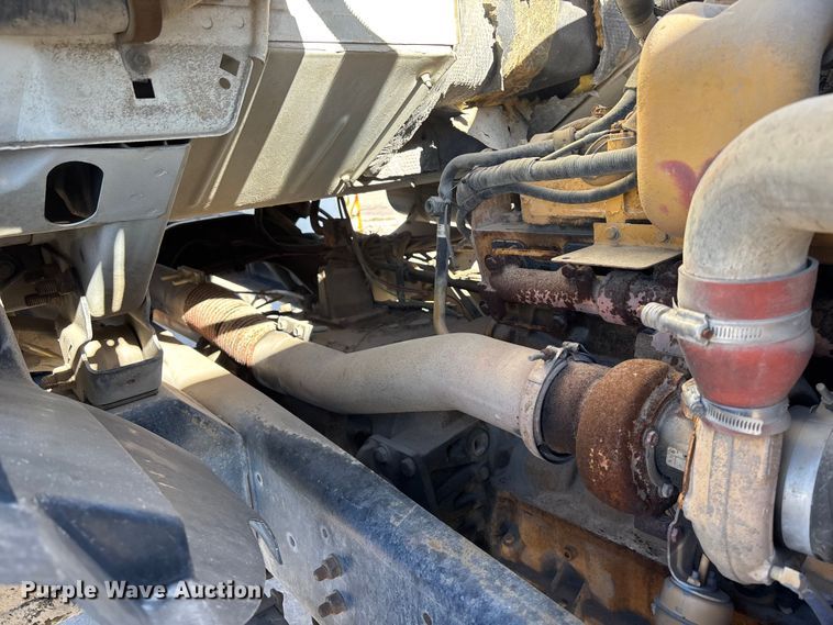 image for item FC1604 1998 Ford LT8513 ready mix truck