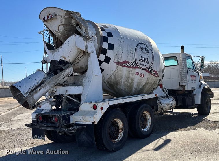 image for item FC1605 1998 Ford LT8513 ready mix truck