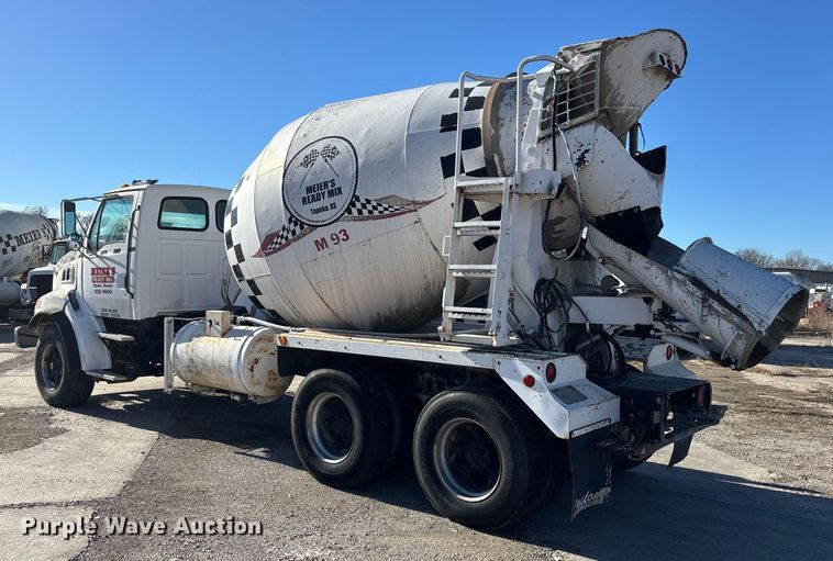 image for item FC1605 1998 Ford LT8513 ready mix truck