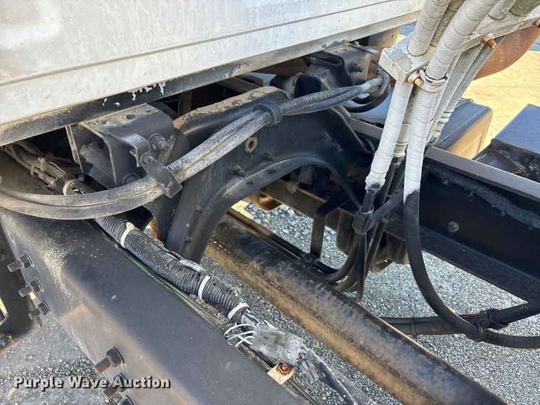 image for item FC1605 1998 Ford LT8513 ready mix truck