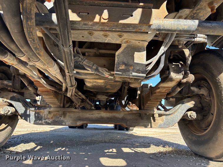 image for item FC1605 1998 Ford LT8513 ready mix truck