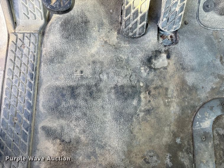 image for item FC1605 1998 Ford LT8513 ready mix truck