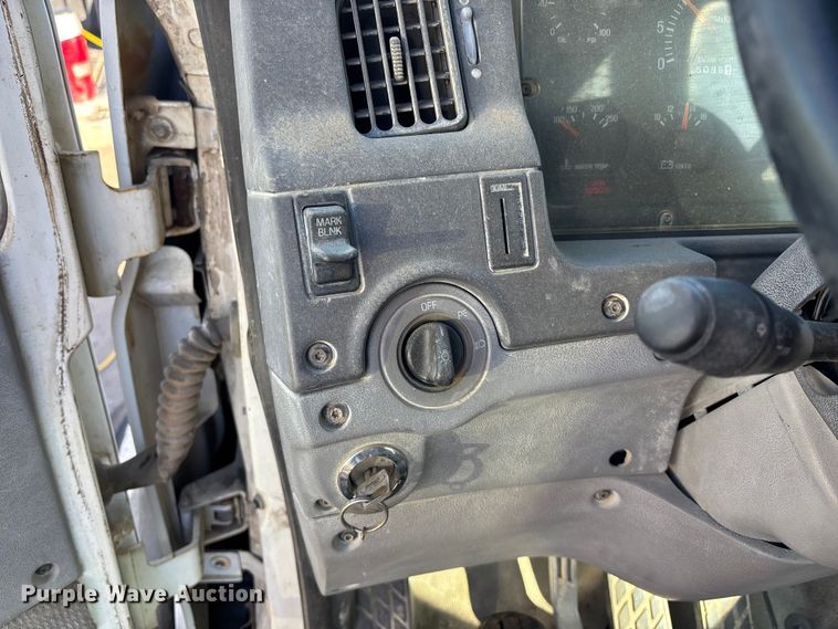 image for item FC1605 1998 Ford LT8513 ready mix truck