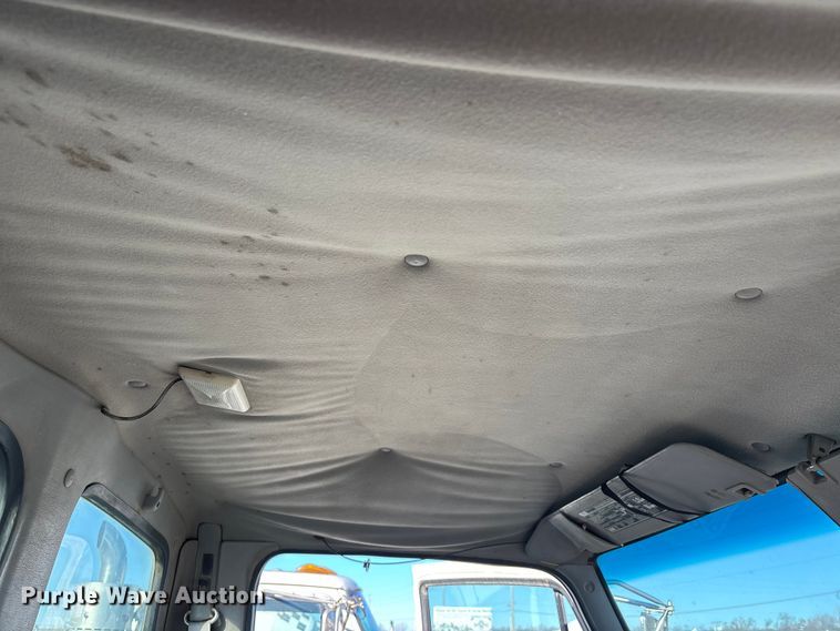 image for item FC1605 1998 Ford LT8513 ready mix truck