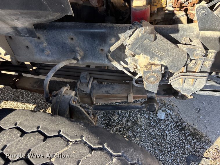 image for item FC1605 1998 Ford LT8513 ready mix truck