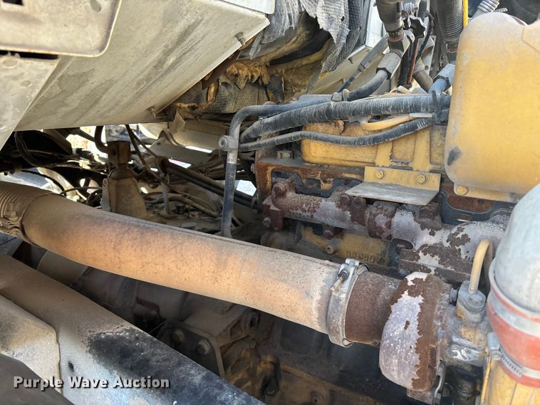 image for item FC1605 1998 Ford LT8513 ready mix truck