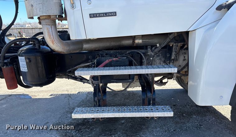 image for item FC1607 2005 Sterling Truck L8500 ready mix truck