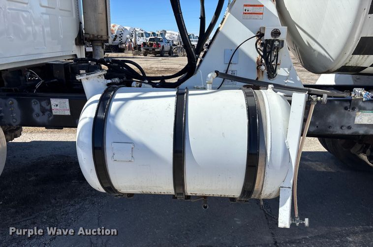 image for item FC1607 2005 Sterling Truck L8500 ready mix truck