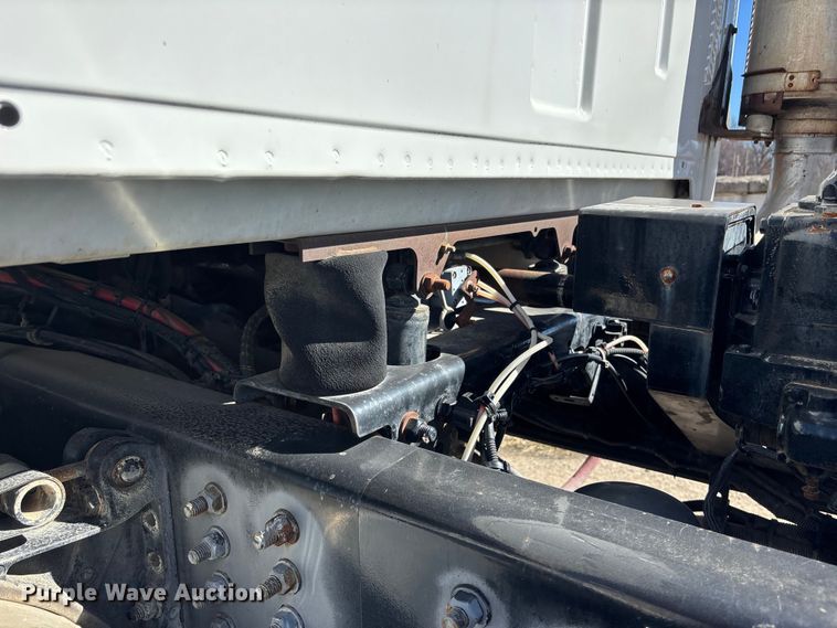 image for item FC1607 2005 Sterling Truck L8500 ready mix truck