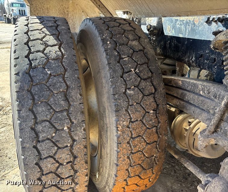 image for item FC1607 2005 Sterling Truck L8500 ready mix truck