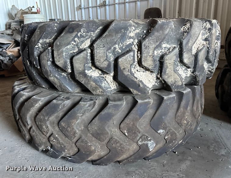 image for item FC1608 (4) 14.00/R24 tires