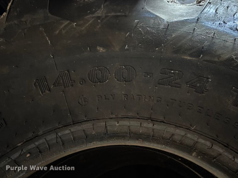 image for item FC1608 (4) 14.00/R24 tires