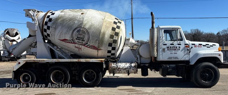 image for item FC1611 1994 International F-2574 ready mix truck