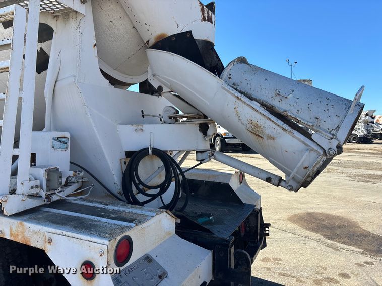 image for item FC1611 1994 International F-2574 ready mix truck