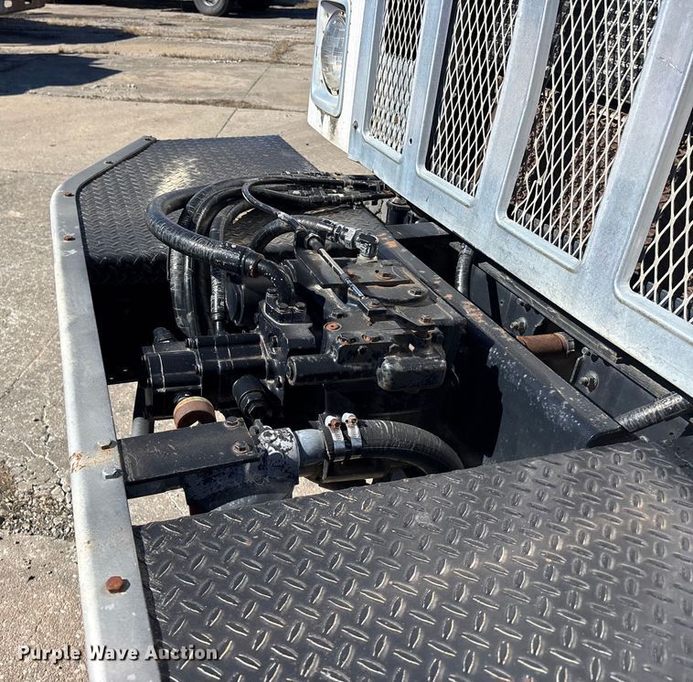 image for item FC1611 1994 International F-2574 ready mix truck