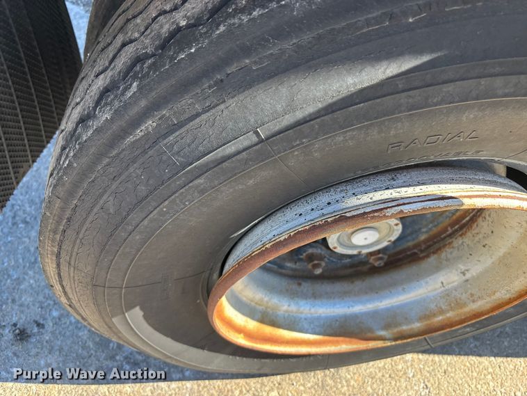 image for item FC1611 1994 International F-2574 ready mix truck