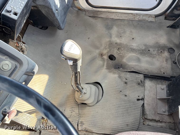 image for item FC1612 1995 Ford LT8000 ready mix truck