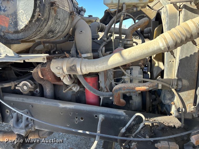 image for item FC1612 1995 Ford LT8000 ready mix truck