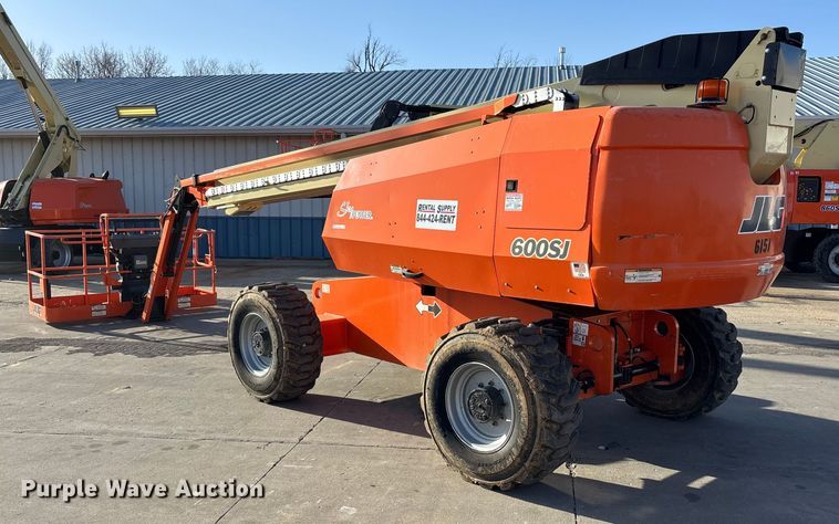 image for item FC1616 2007 JLG 600 SK boom lift