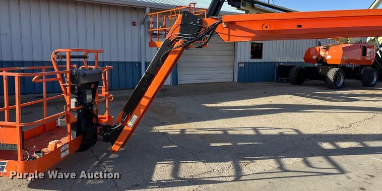 image for item FC1616 2007 JLG 600 SK boom lift