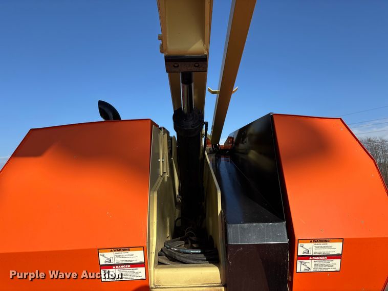 image for item FC1616 2007 JLG 600 SK boom lift