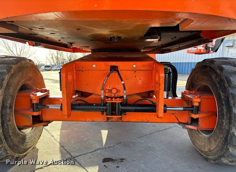 image for item FC1616 2007 JLG 600 SK boom lift