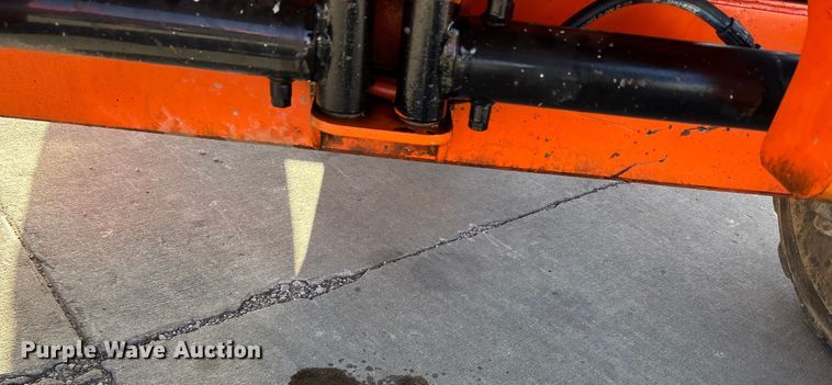 image for item FC1616 2007 JLG 600 SK boom lift