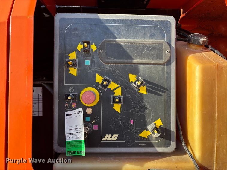 image for item FC1616 2007 JLG 600 SK boom lift