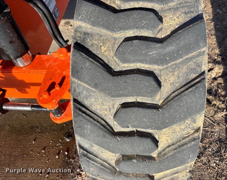 image for item FC1616 2007 JLG 600 SK boom lift