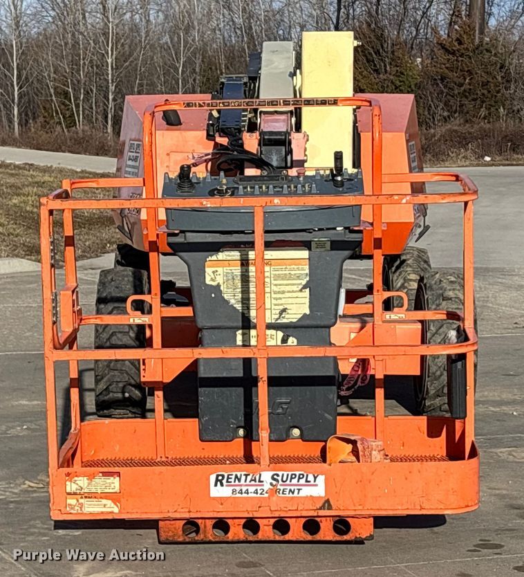 image for item FC1617 2015 JLG 340AJ boom lift