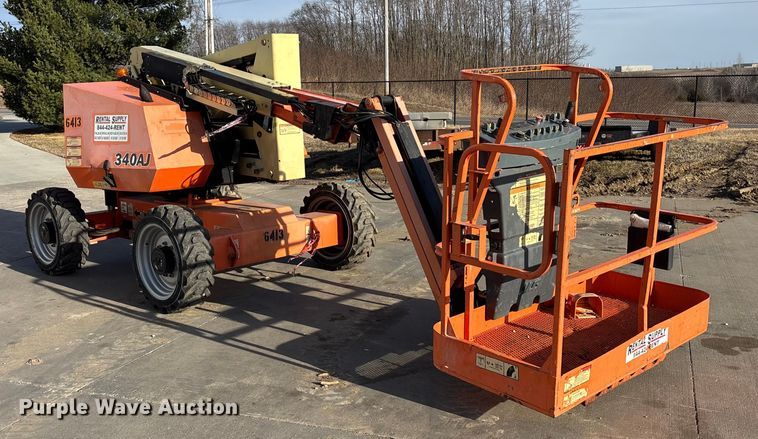 image for item FC1617 2015 JLG 340AJ boom lift