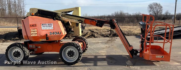 image for item FC1617 2015 JLG 340AJ boom lift
