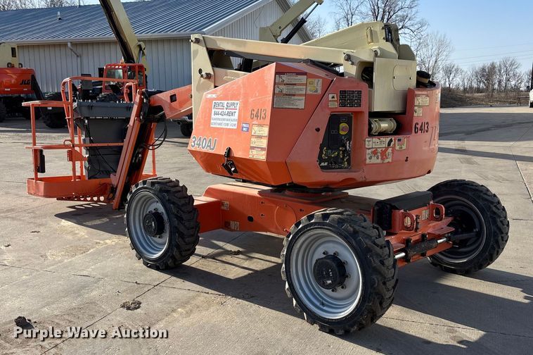 image for item FC1617 2015 JLG 340AJ boom lift