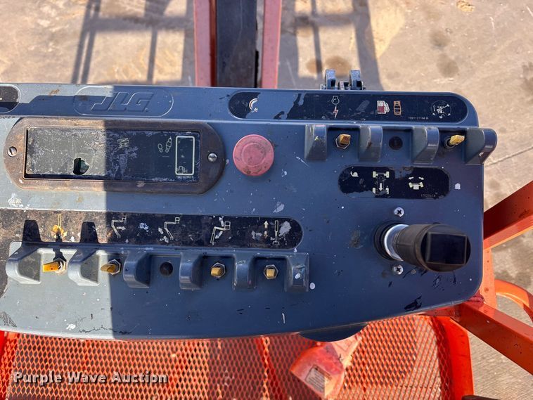 image for item FC1617 2015 JLG 340AJ boom lift