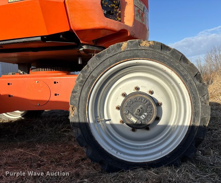 image for item FC1617 2015 JLG 340AJ boom lift