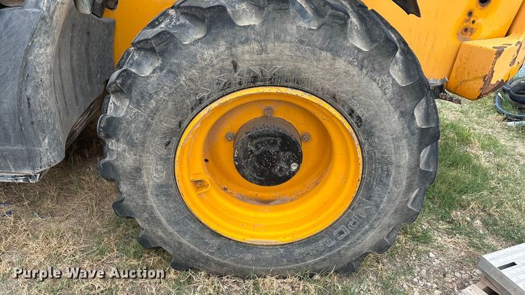 image for item FC2022 2015 JCB 510-56 telehandler
