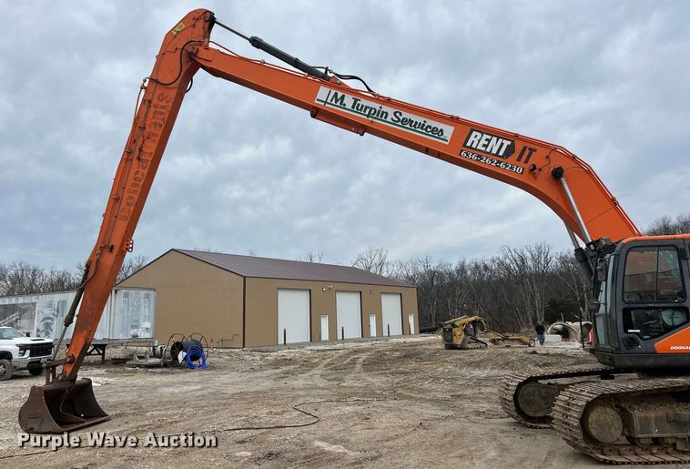 image for item FC5029 2018 Doosan DX300LC-5 long reach excavator