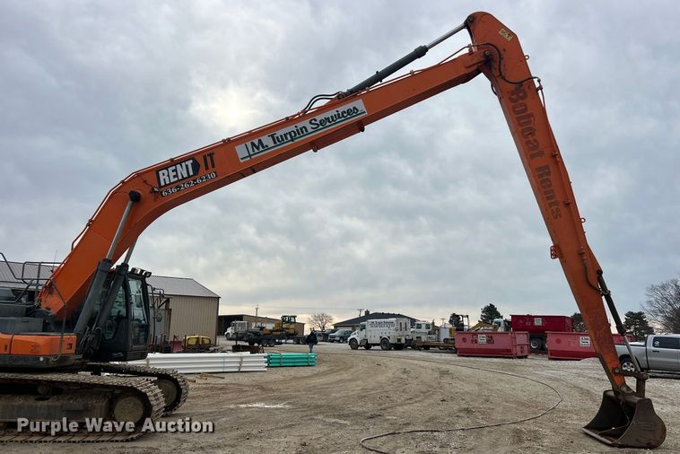 image for item FC5029 2018 Doosan DX300LC-5 long reach excavator