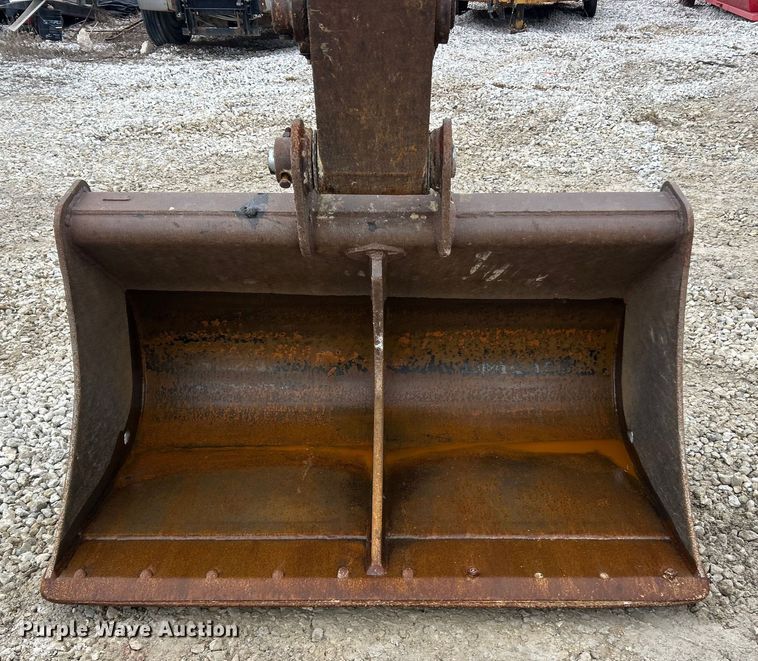 image for item FC5029 2018 Doosan DX300LC-5 long reach excavator