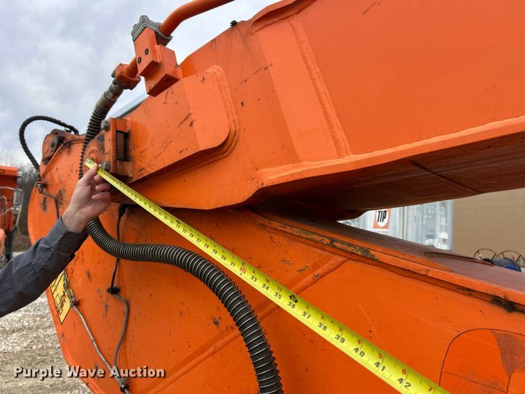 image for item FC5029 2018 Doosan DX300LC-5 long reach excavator