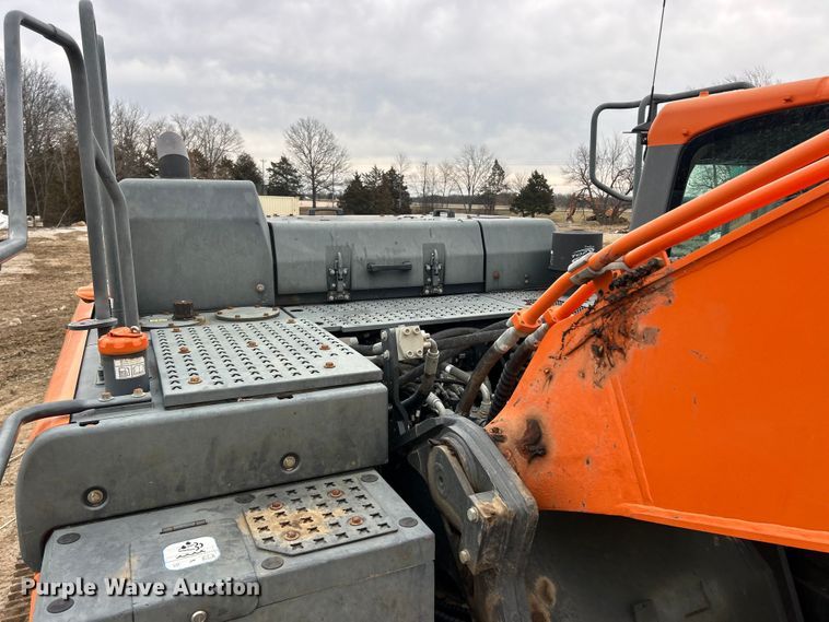 image for item FC5029 2018 Doosan DX300LC-5 long reach excavator