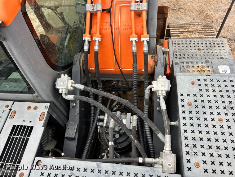 image for item FC5029 2018 Doosan DX300LC-5 long reach excavator