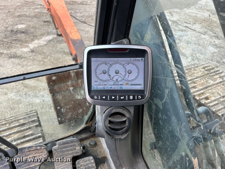 image for item FC5029 2018 Doosan DX300LC-5 long reach excavator